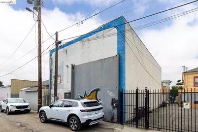 1528 International Blvd, Oakland, CA 94606 - Photo 3