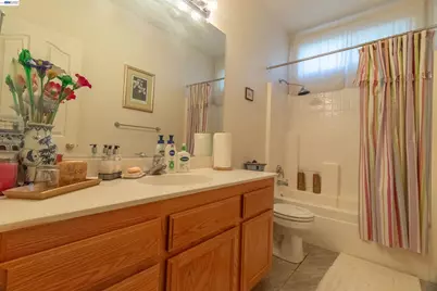 4227 Bayonne Ct, Stockton, CA 95206 - Photo 9