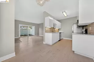 91 Schooner Ct, Richmond, CA 94804 - Photo 9