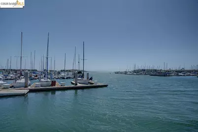 91 Schooner Ct, Richmond, CA 94804 - Photo 27