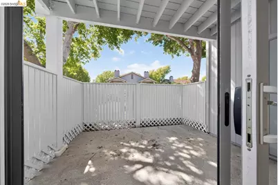 91 Schooner Ct, Richmond, CA 94804 - Photo 21