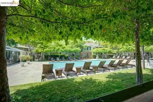 91 Schooner Ct, Richmond, CA 94804 - Photo 25