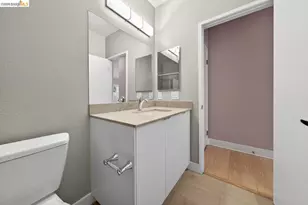 91 Schooner Ct, Richmond, CA 94804 - Photo 19