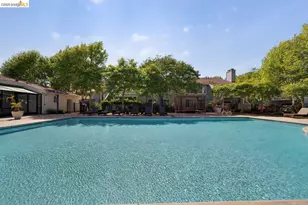 91 Schooner Ct, Richmond, CA 94804 - Photo 23