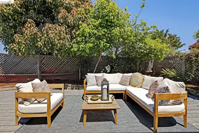 16164 Via Walter, San Lorenzo, CA 94580 - Photo 23