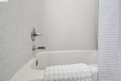 820 Madison St, Albany, CA 94706 - Photo 33