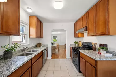 820 Madison St, Albany, CA 94706 - Photo 25