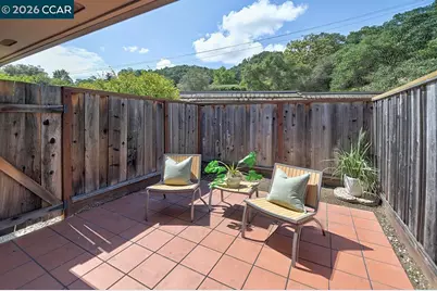 2217 Ptarmigan Dr #2, Walnut Creek, CA 94595 - Photo 7
