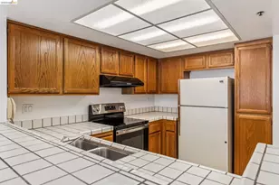 545 Pierce St, Albany, CA 94706 - Photo 15