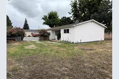 3425 Decoto Rd, Fremont, CA 94555 - Photo 9