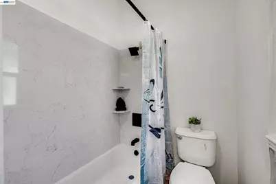 2248 22nd St, Oakland, CA 94606 - Photo 17