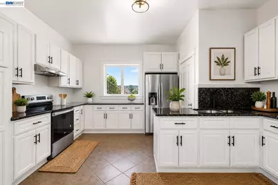 2248 22nd St, Oakland, CA 94606 - Photo 7