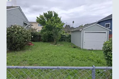 800 45th St, Richmond, CA 94804 - Photo 3