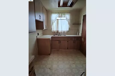800 45th St, Richmond, CA 94804 - Photo 5