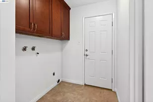 811 Seville Pl, Fremont, CA 94539 - Photo 23