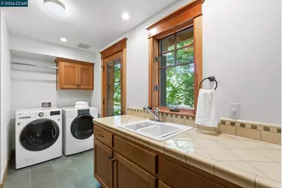 30 Greenwood Ct, Orinda, CA 94563 - Photo 31