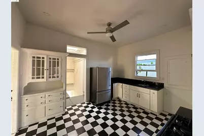 2423 Market St, Oakland, CA 94607 - Photo 19