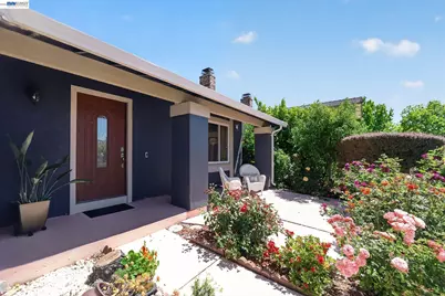 77 Barnes Ln, Fremont, CA 94536 - Photo 3