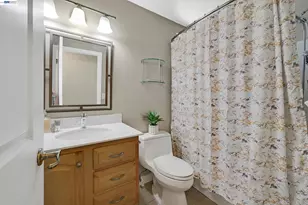77 Barnes Ln, Fremont, CA 94536 - Photo 19