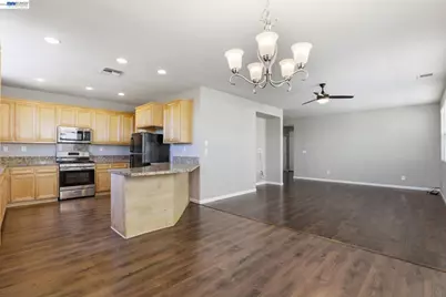 710 Anne Marie Way, Isleton, CA 95641 - Photo 13