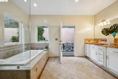 6929 Bristol Dr, Berkeley, CA 94705 - Photo 33