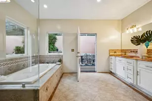 6929 Bristol Dr, Berkeley, CA 94705 - Photo 33
