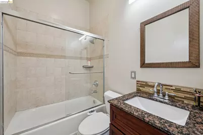 6929 Bristol Dr, Berkeley, CA 94705 - Photo 43