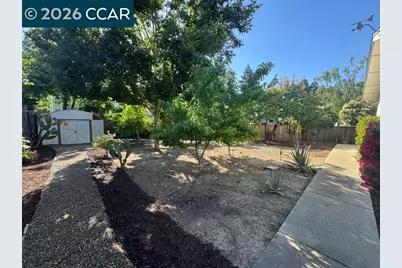 1671 Dugan Ct, Concord, CA 94521 - Photo 11