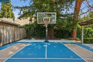 2941 Roundhill Rd, Alamo, CA 94507 - Photo 69