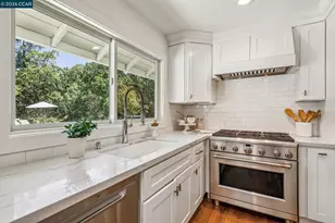 2941 Roundhill Rd, Alamo, CA 94507 - Photo 23