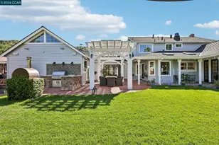 275 Deerfield Dr, Moraga, CA 94556 - Photo 45