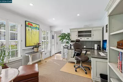 275 Deerfield Dr, Moraga, CA 94556 - Photo 23