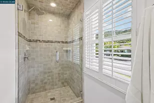 275 Deerfield Dr, Moraga, CA 94556 - Photo 35