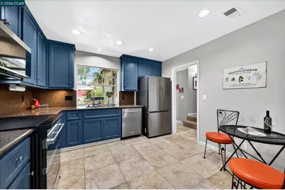 1892 London Dr, Benicia, CA 94510 - Photo 5