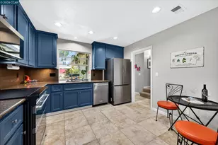 1892 London Dr, Benicia, CA 94510 - Photo 5