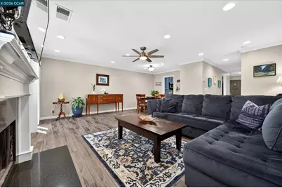 1892 London Dr, Benicia, CA 94510 - Photo 9