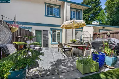 1892 London Dr, Benicia, CA 94510 - Photo 23