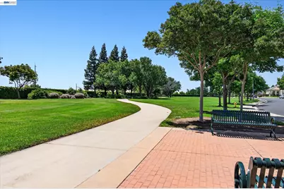 4738 Bonsai Ave, Tracy, CA 95377 - Photo 37