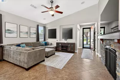 4738 Bonsai Ave, Tracy, CA 95377 - Photo 9