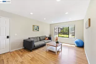 263 Famoso Plaza, Union City, CA 94587 - Photo 5