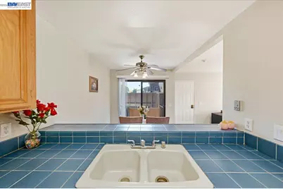 263 Famoso Plz, Union City, CA 94587 - Photo 15