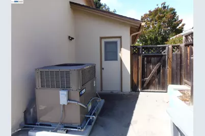 8155 Elgin Ln, Dublin, CA 94568 - Photo 35