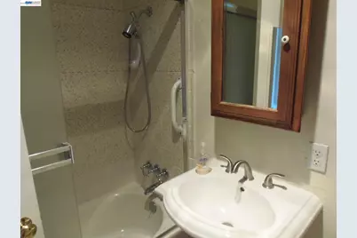 8155 Elgin Ln, Dublin, CA 94568 - Photo 17