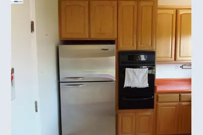 8155 Elgin Ln, Dublin, CA 94568 - Photo 9