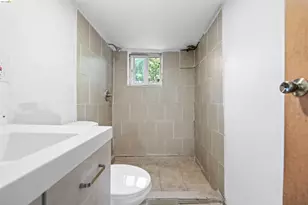 941 Burkett Ave, Stockton, CA 95205 - Photo 45