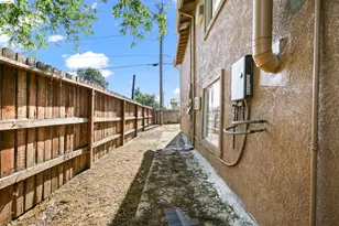 941 Burkett Ave, Stockton, CA 95205 - Photo 13