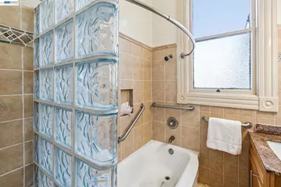 1801 Buena Vista Ave, Alameda, CA 94501 - Photo 23