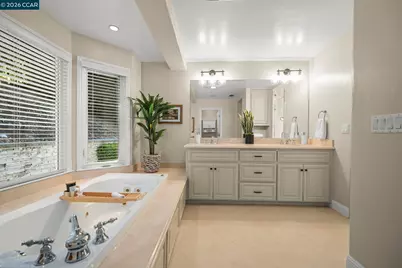 115 Moraga Way, Orinda, CA 94563 - Photo 21