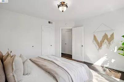 3039 Kansas St, Oakland, CA 94602 - Photo 27