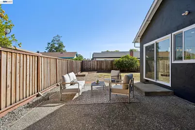 37825 Goldenrod Dr, Newark, CA 94560 - Photo 49